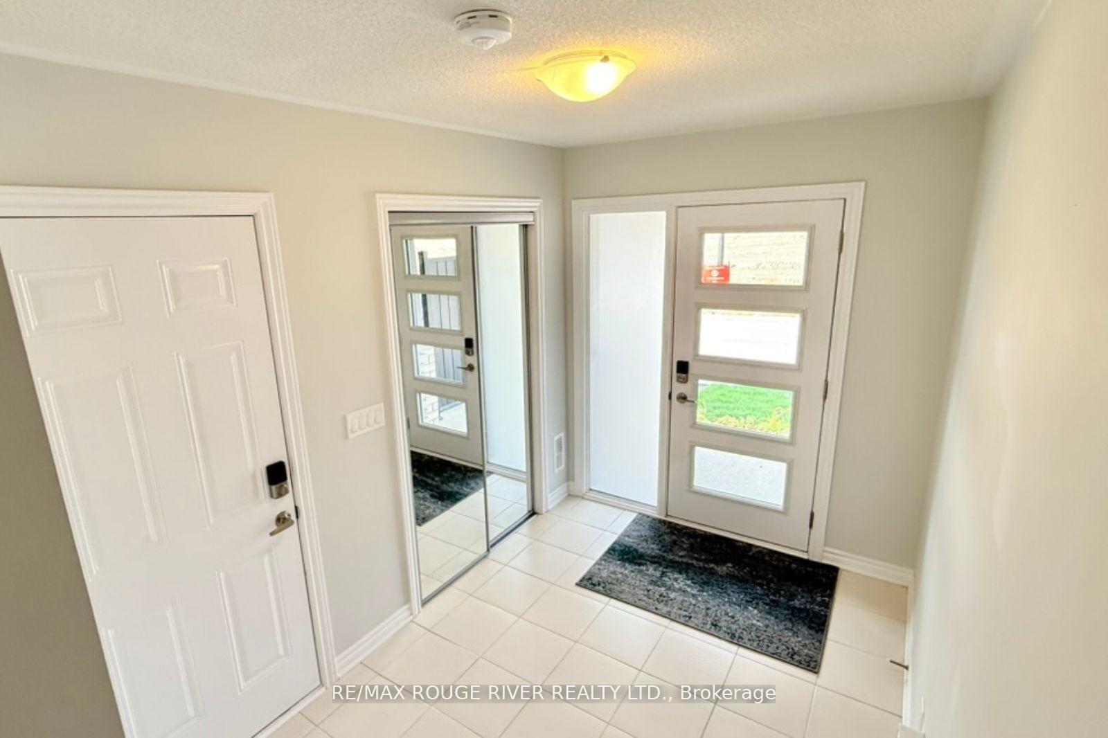 Photo 3 of 1186 Greentree Path, Oshawa, Kedron — HOMEH
