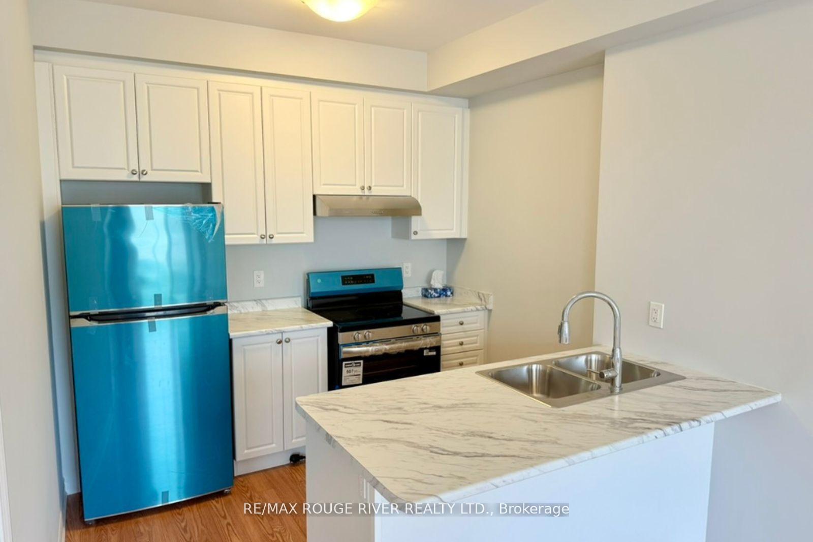 Photo 4 of 1186 Greentree Path, Oshawa, Kedron — HOMEH