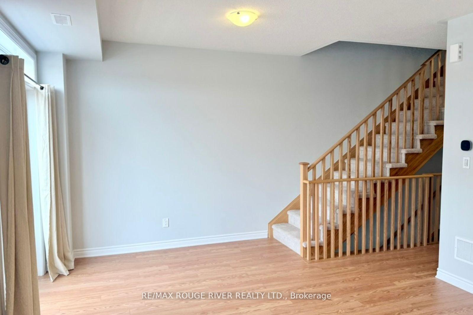 Photo 7 of 1186 Greentree Path, Oshawa, Kedron — HOMEH