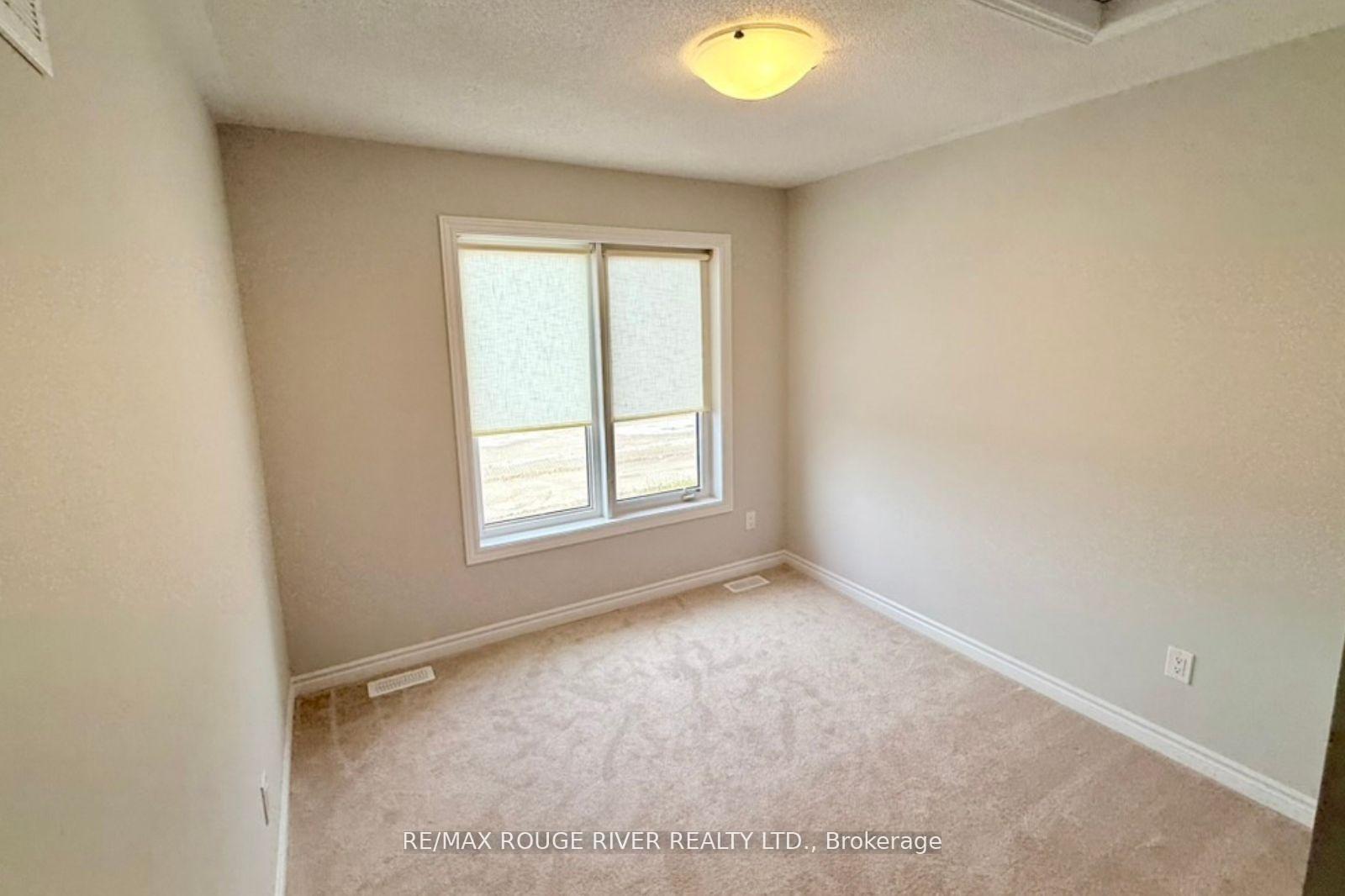 Photo 10 of 1186 Greentree Path, Oshawa, Kedron — HOMEH