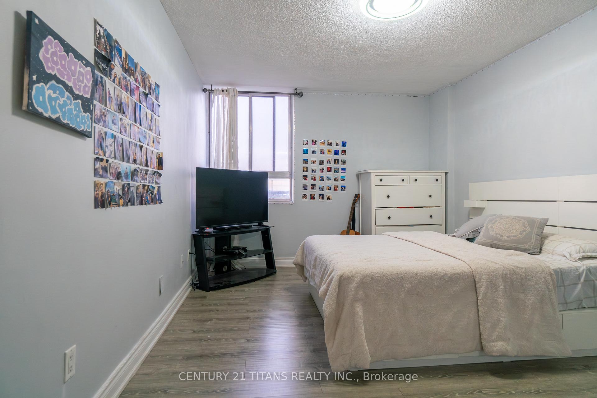 Photo 17 of Unit 3001, 3 Massey Square, Toronto, Crescent Town — HOMEH