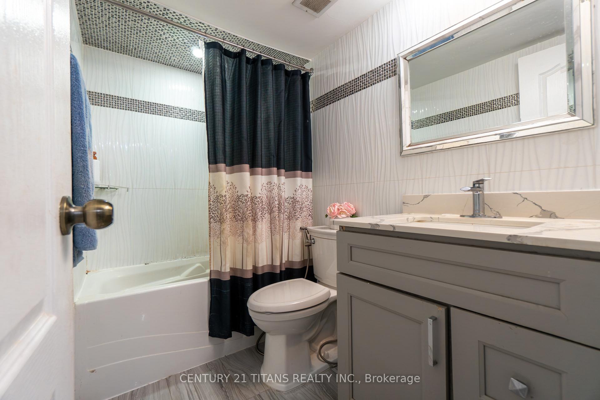 Photo 16 of Unit 3001, 3 Massey Square, Toronto, Crescent Town — HOMEH