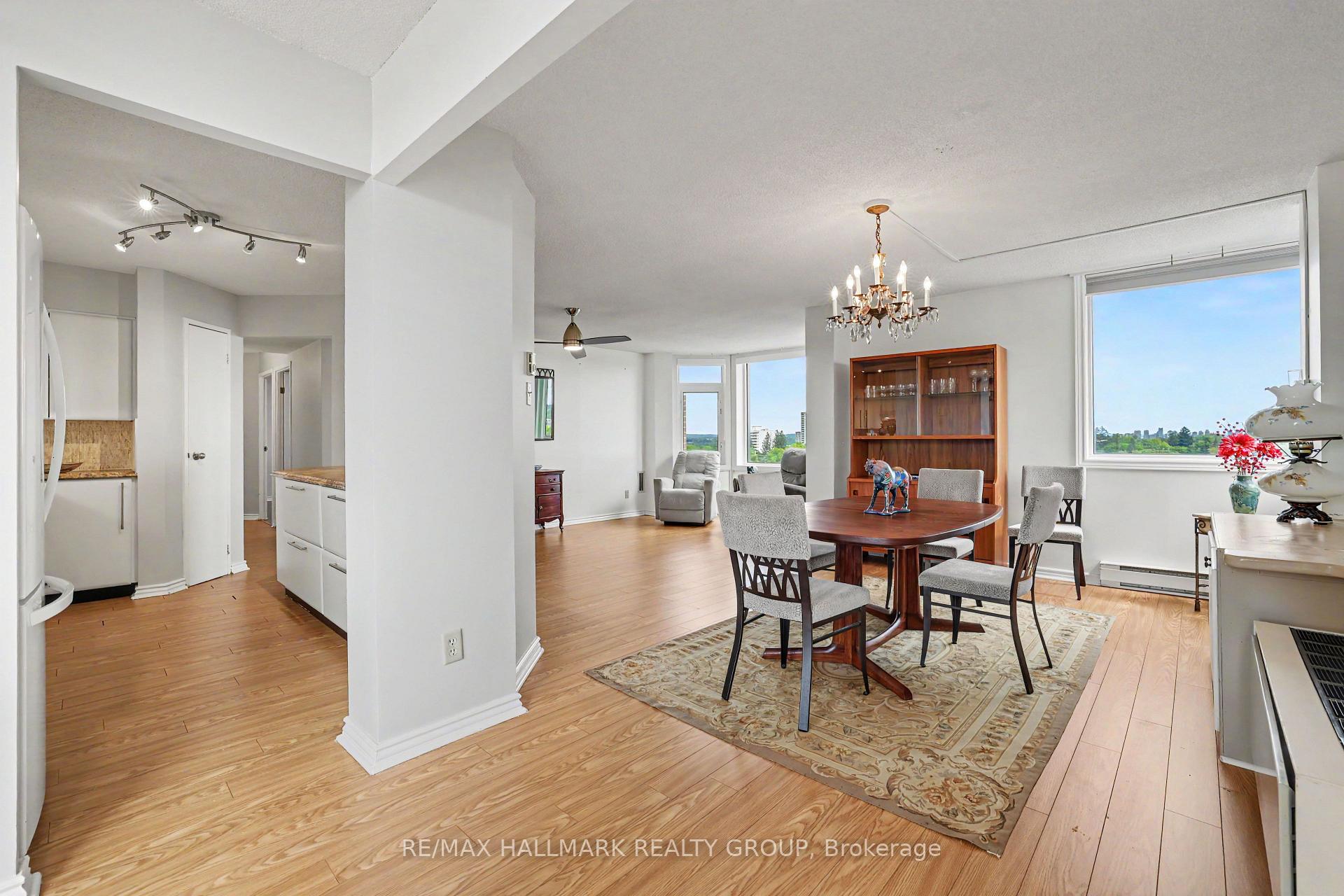 Photo 8 of Unit 915, 1025 Grenon Avenue, Ottawa, Fairfield Heights — HOMEH