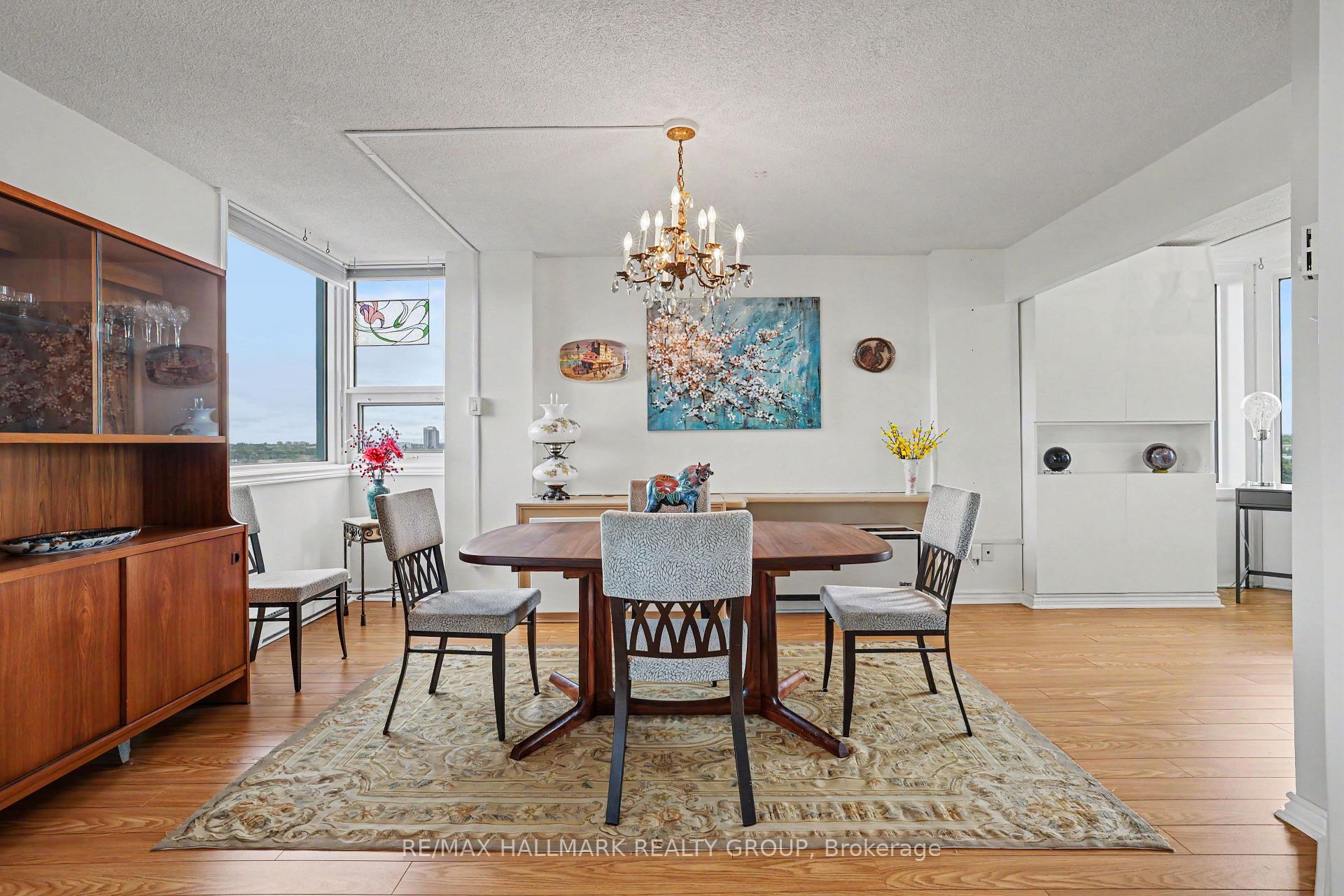 Photo 10 of Unit 915, 1025 Grenon Avenue, Ottawa, Fairfield Heights — HOMEH