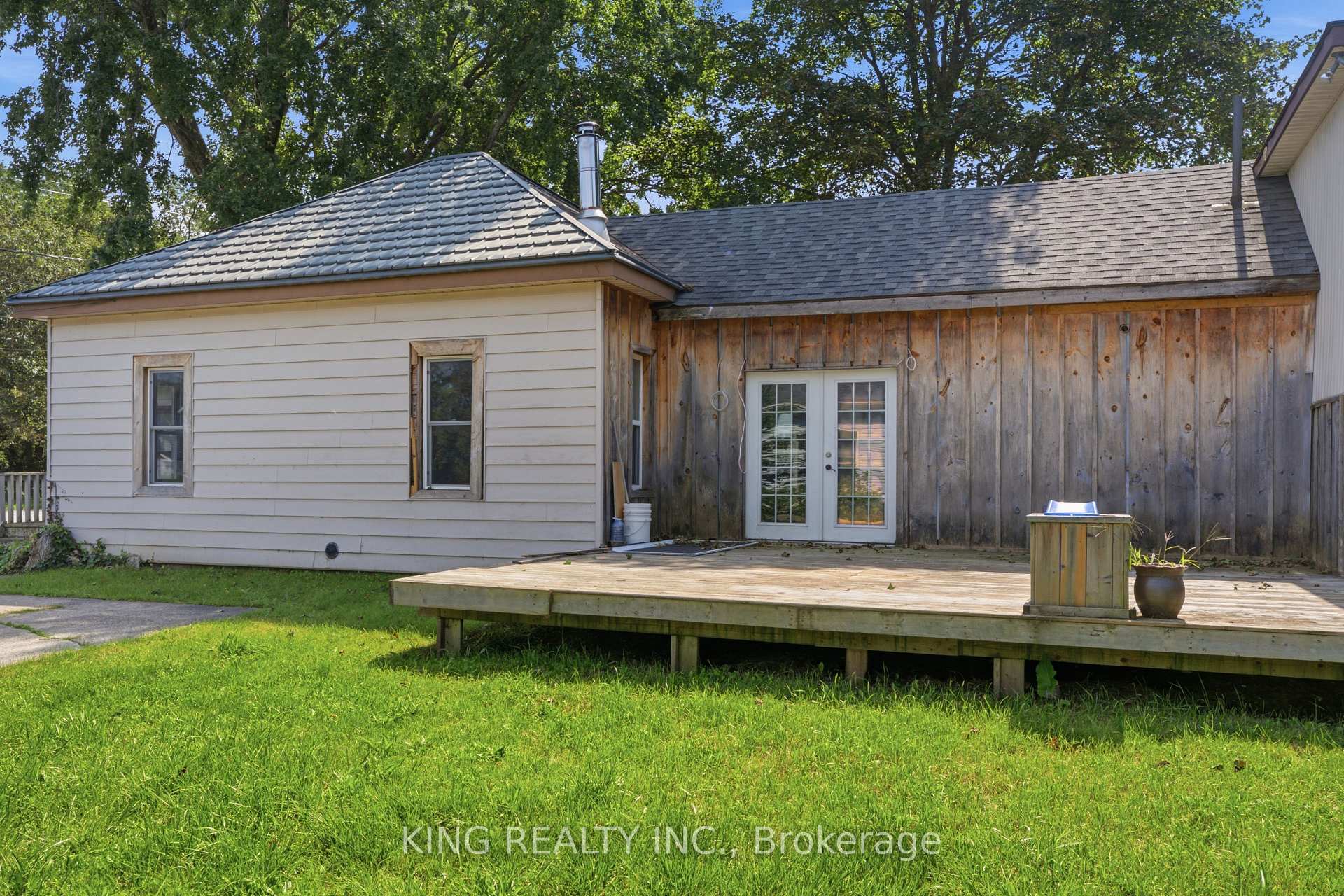 Photo 10 of 494 Isaac Street, South Bruce Peninsula — HOMEH