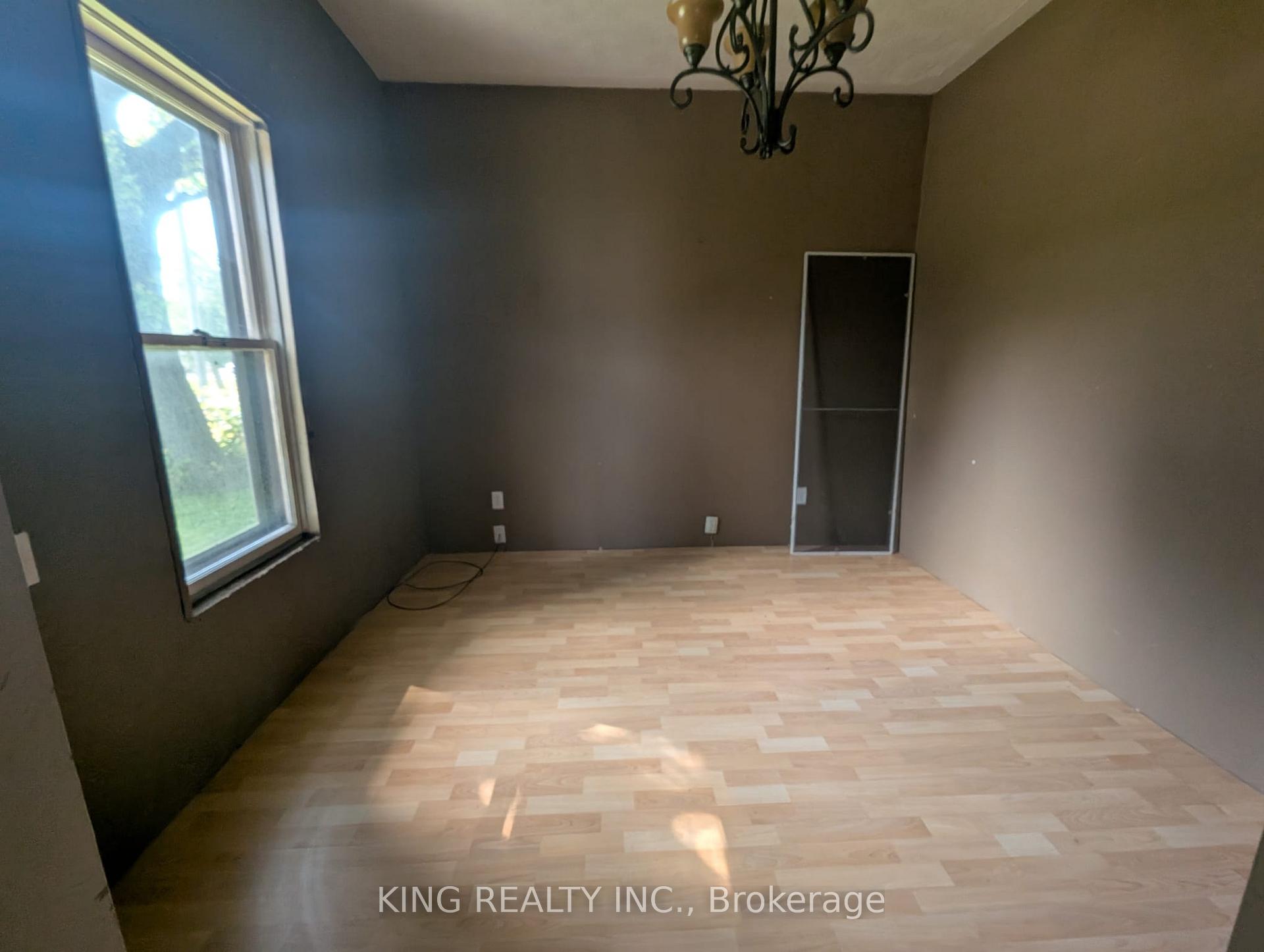 Photo 18 of 494 Isaac Street, South Bruce Peninsula — HOMEH