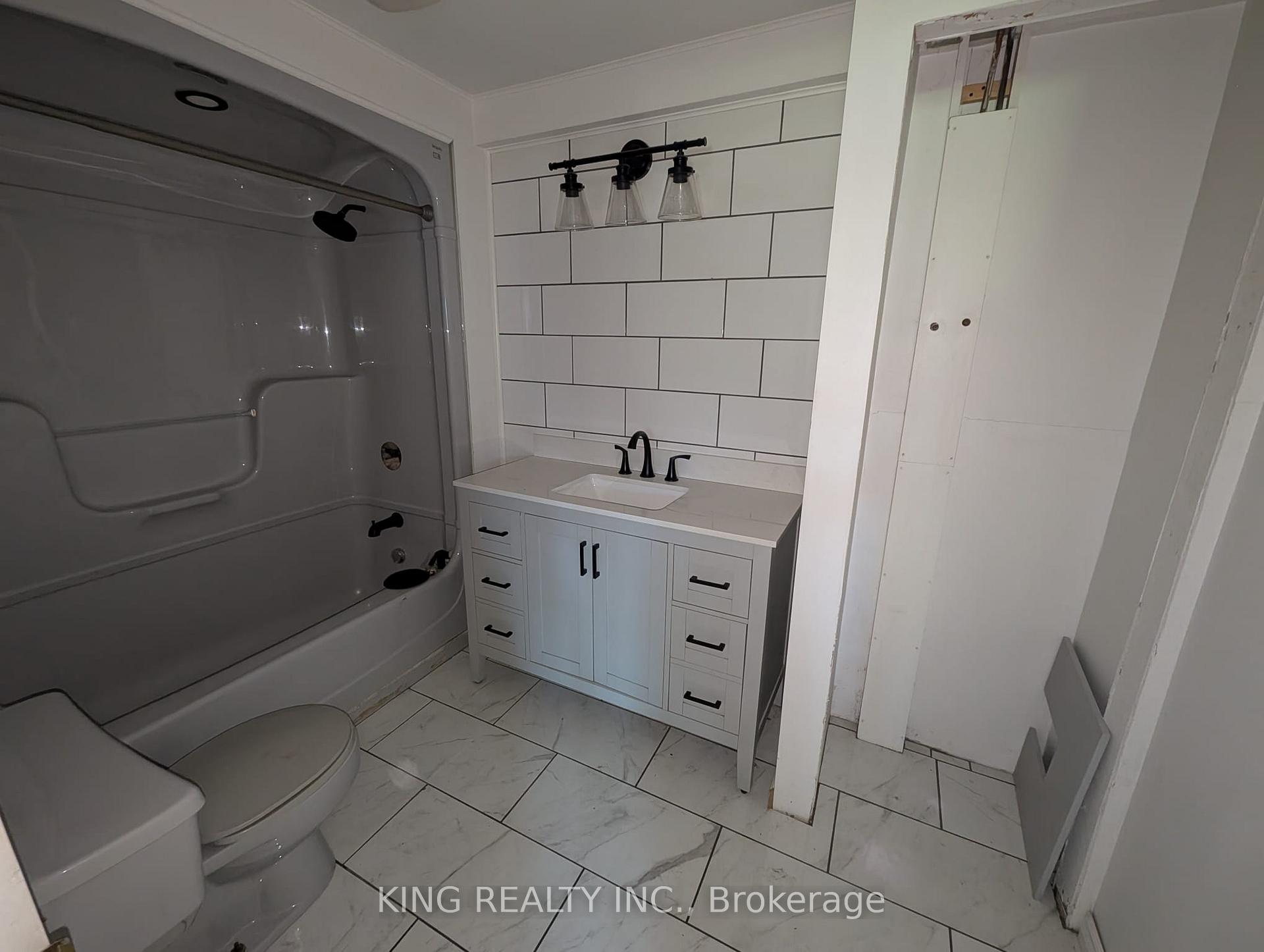 Photo 25 of 494 Isaac Street, South Bruce Peninsula — HOMEH