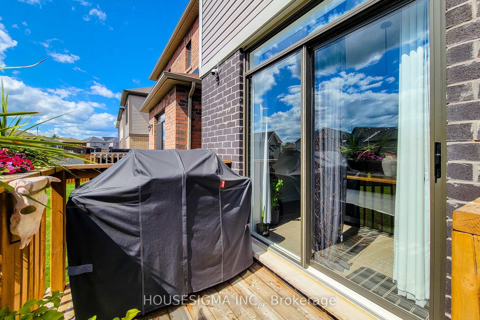 Photo 46 of 92 Sundin Drive, Haldimand — HOMEH