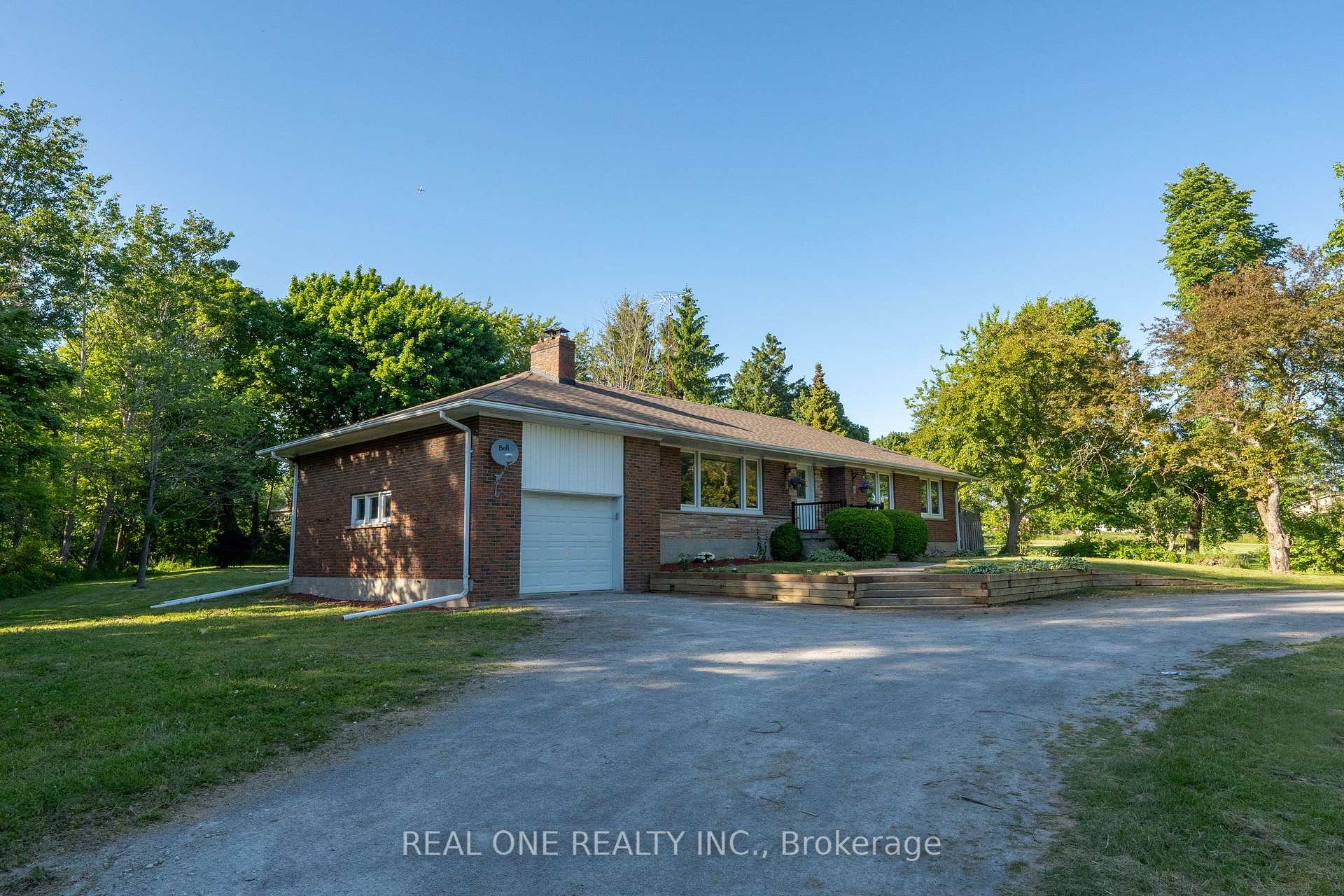 Photo 3 of 4206 19th Avenue, Markham, Rural Markham — HOMEH