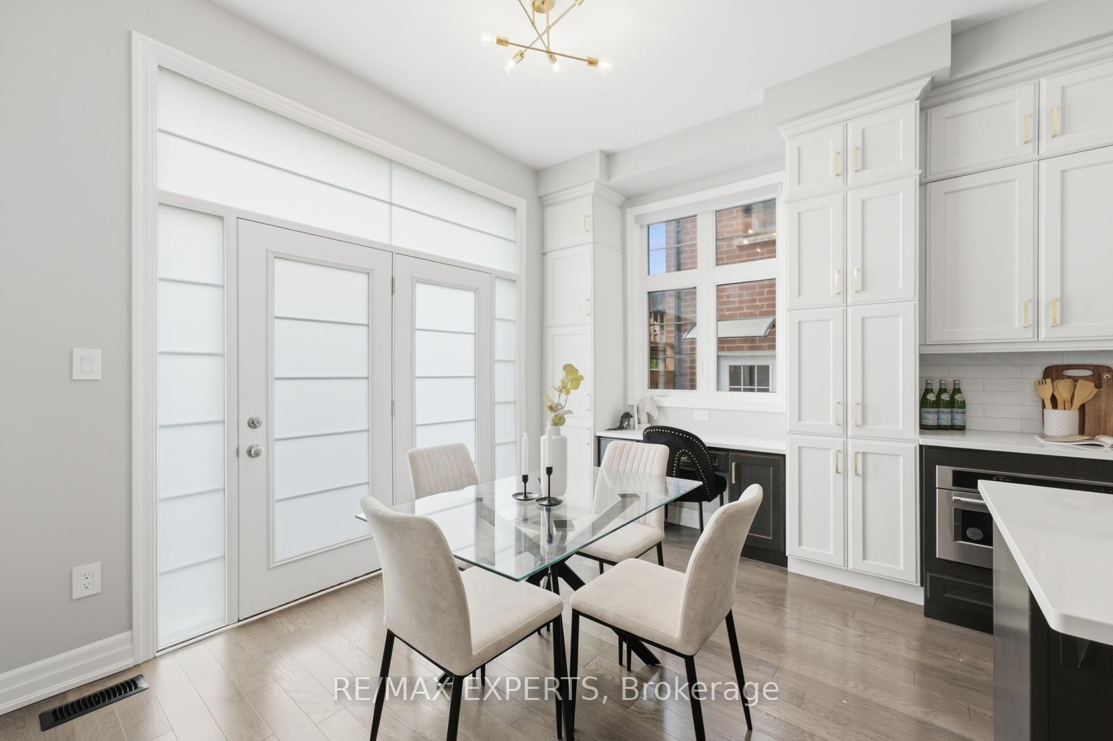 Photo 16 of 1296 Aymond Crescent W, Oakville, Joshua Meadows — HOMEH