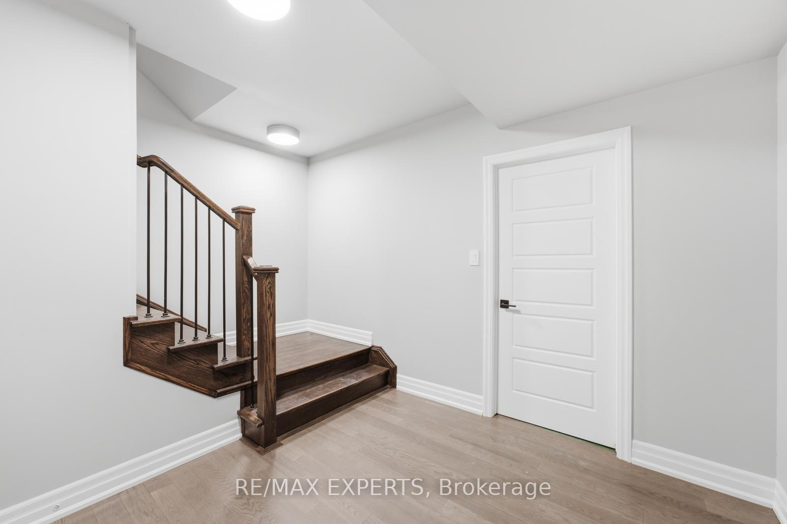 Photo 39 of 1296 Aymond Crescent W, Oakville, Joshua Meadows — HOMEH