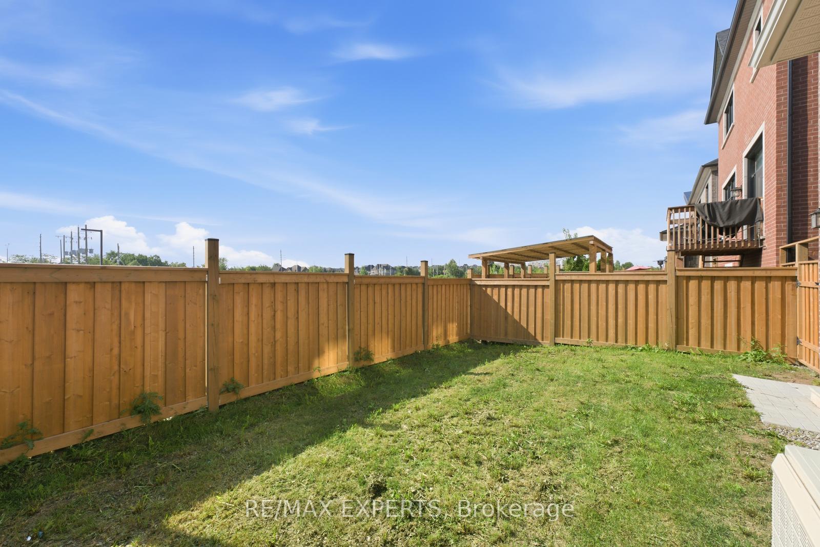 Photo 41 of 1296 Aymond Crescent W, Oakville, Joshua Meadows — HOMEH