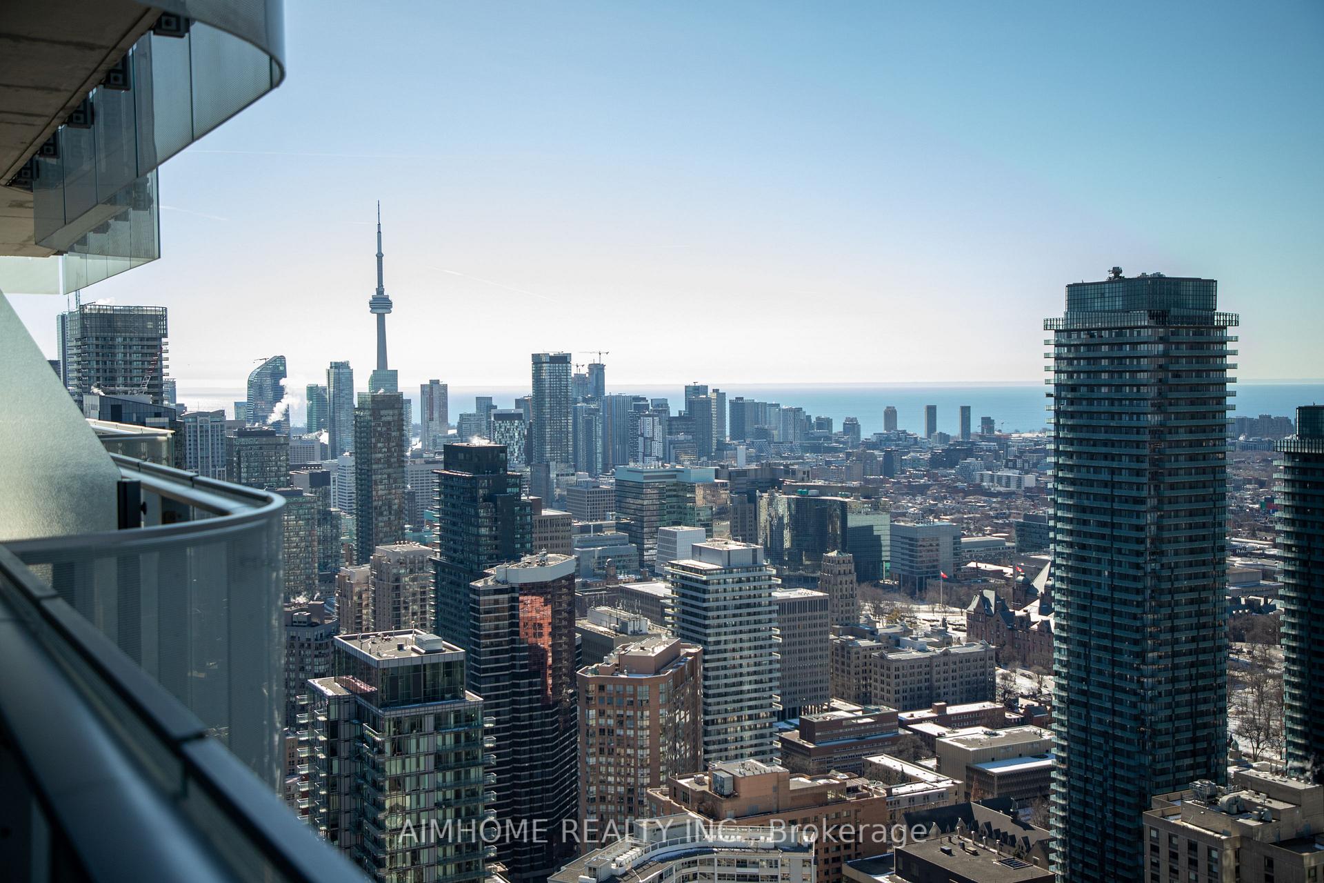 Photo of Unit 4907, 1 Bloor Street E