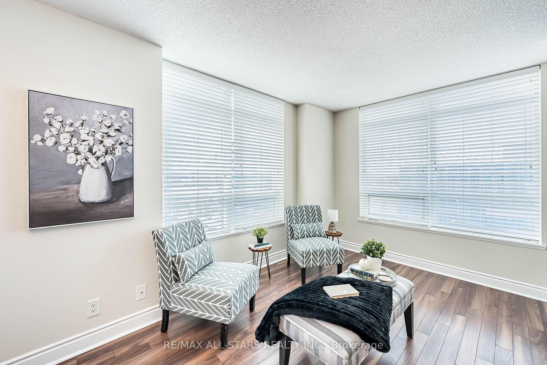 Photo 18 of Unit 806, 32 Clegg Road, Markham, Unionville — HOMEH
