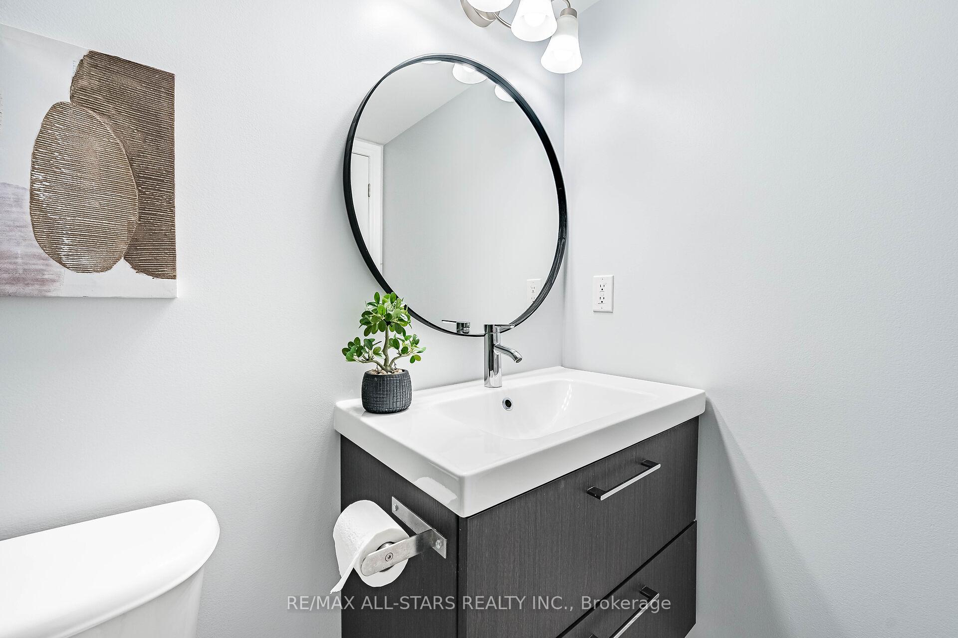 Photo 27 of Unit 806, 32 Clegg Road, Markham, Unionville — HOMEH