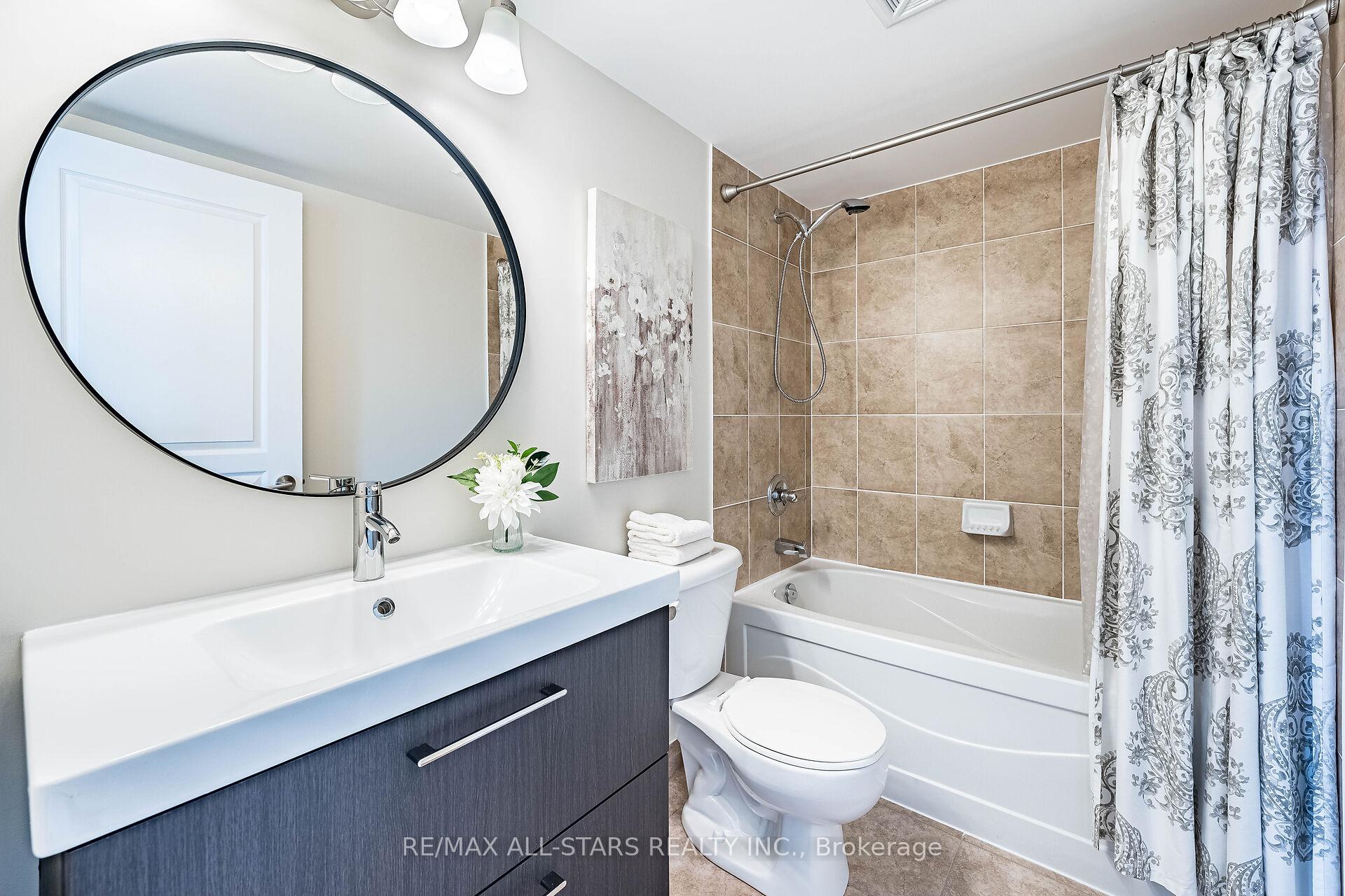 Photo 32 of Unit 806, 32 Clegg Road, Markham, Unionville — HOMEH