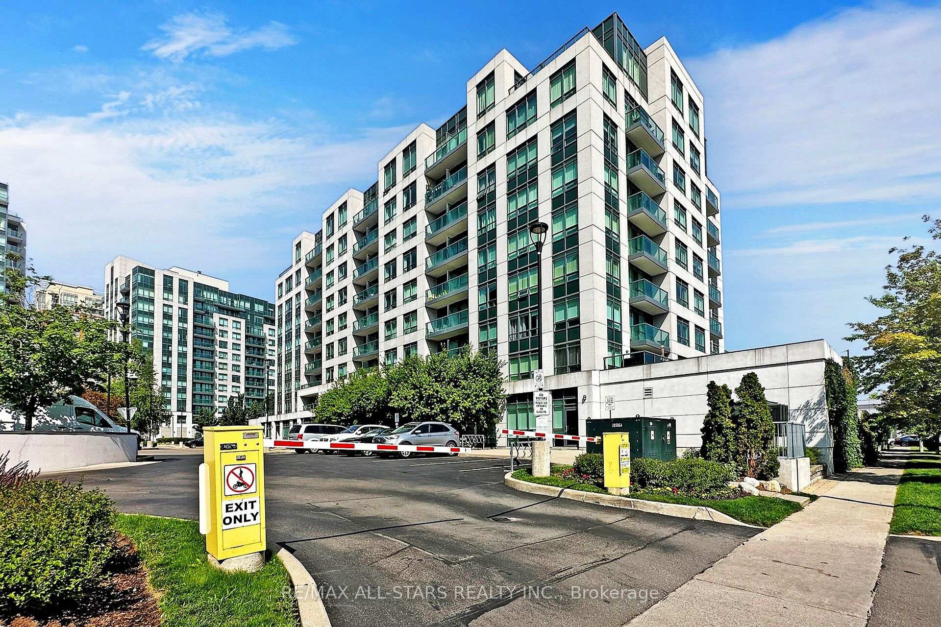 Photo 43 of Unit 806, 32 Clegg Road, Markham, Unionville — HOMEH