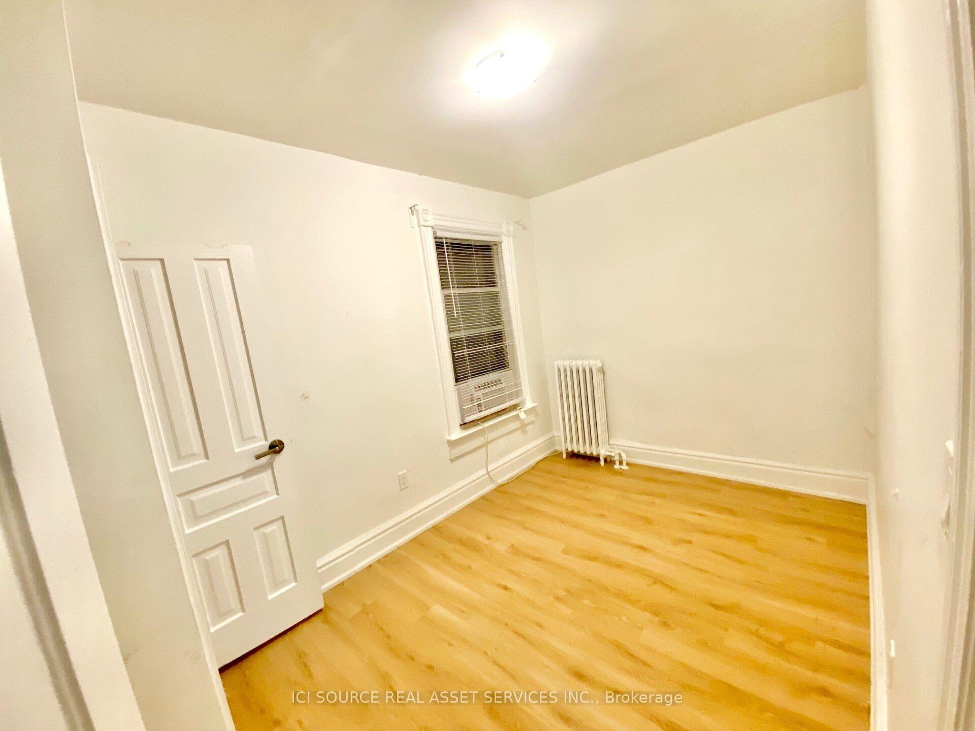 Photo 5 of Unit 2, 146 Brunswick Avenue, Toronto, University — HOMEH