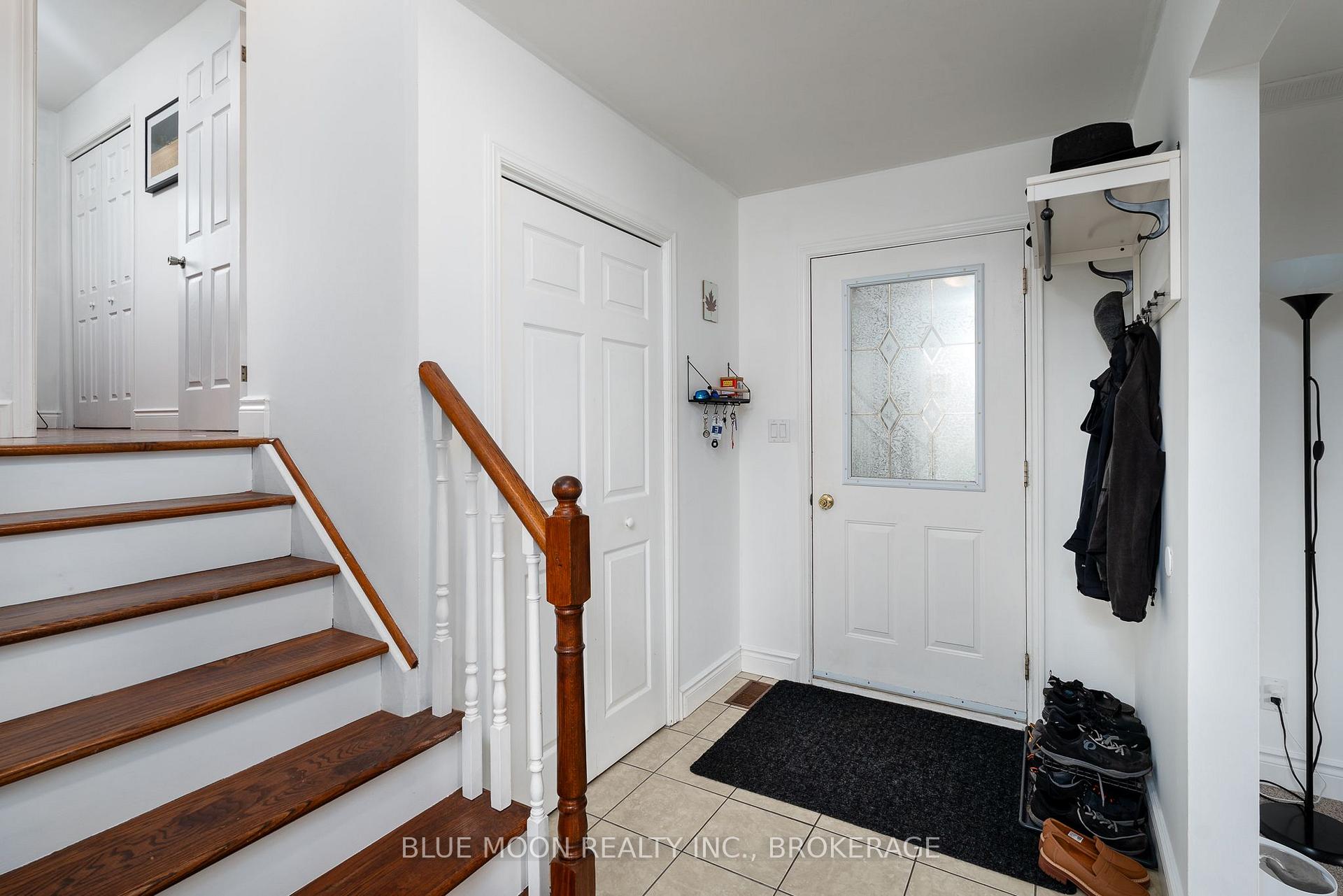 Photo 6 of 195 Splinter Court, Kingston, East Gardiners Rd — HOMEH