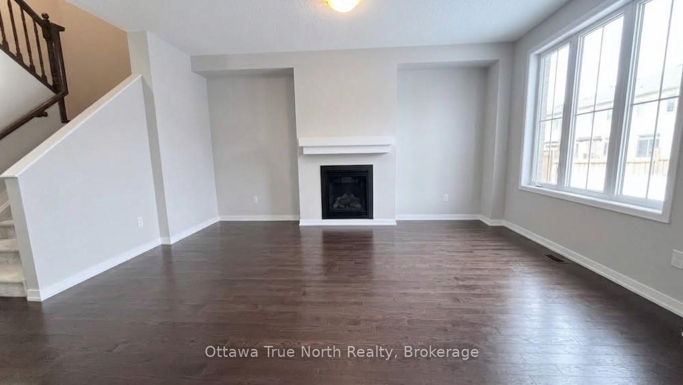 Photo 7 of 150 Westover Crescent, Ottawa, Kanata - Kanata Lakes/Heritage Hills — HOMEH