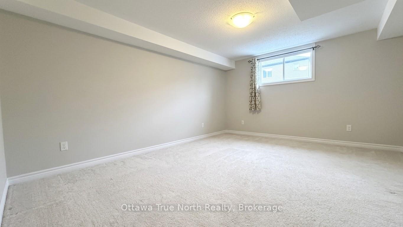 Photo 20 of 150 Westover Crescent, Ottawa, Kanata - Kanata Lakes/Heritage Hills — HOMEH