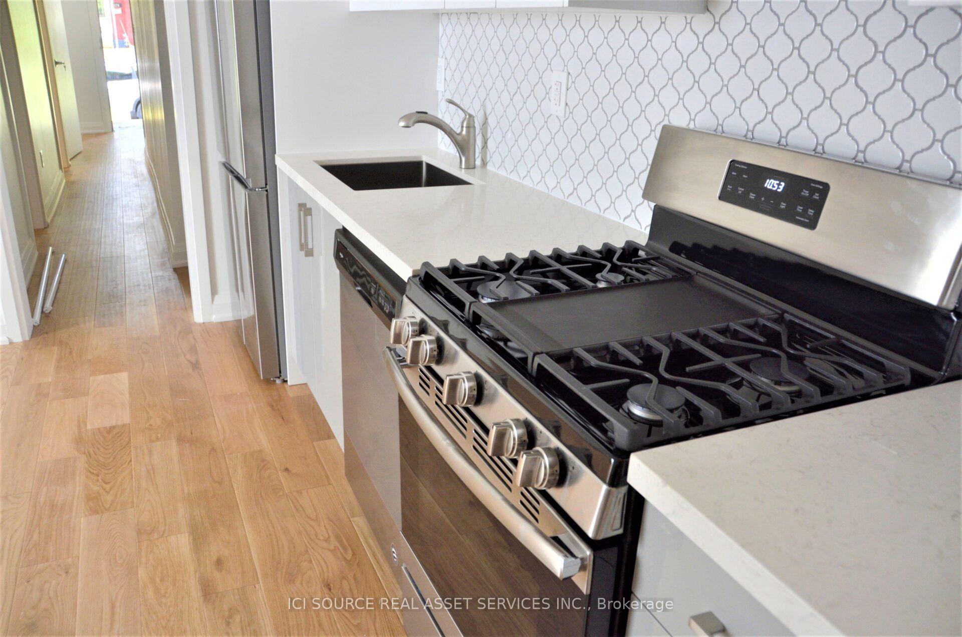 Photo 9 of Unit 1, 179 Markham Drive, Toronto, Trinity-Bellwoods — HOMEH