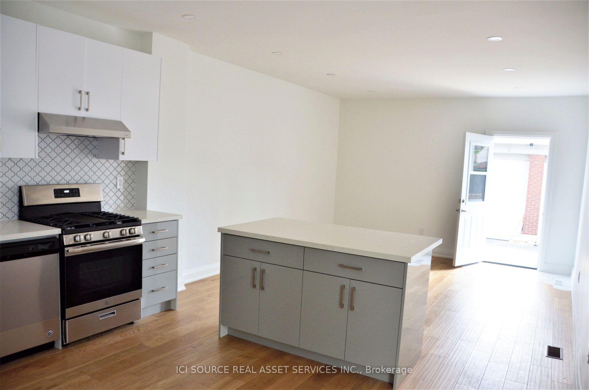 Photo 15 of Unit 1, 179 Markham Drive, Toronto, Trinity-Bellwoods — HOMEH