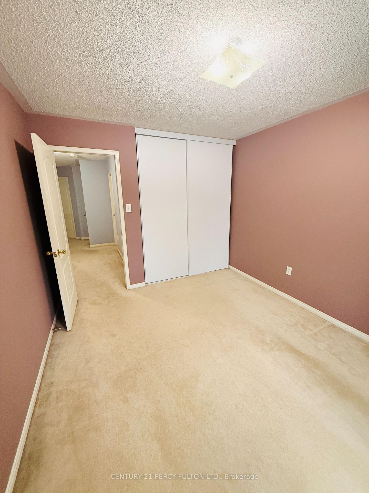 Photo 7 of 15 Armitage Crescent, Ajax, Northwest Ajax — HOMEH