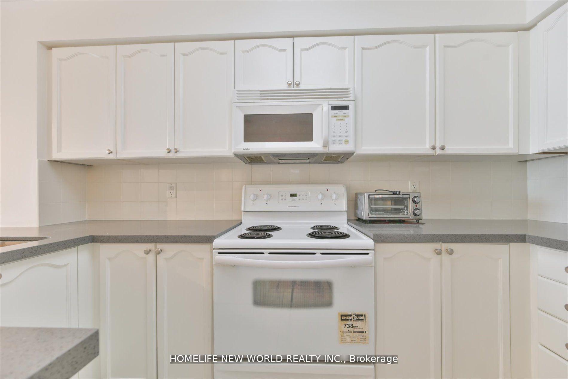 Photo 5 of Unit 607, 21 Hillcrest Avenue, North York, Willowdale East — HOMEH