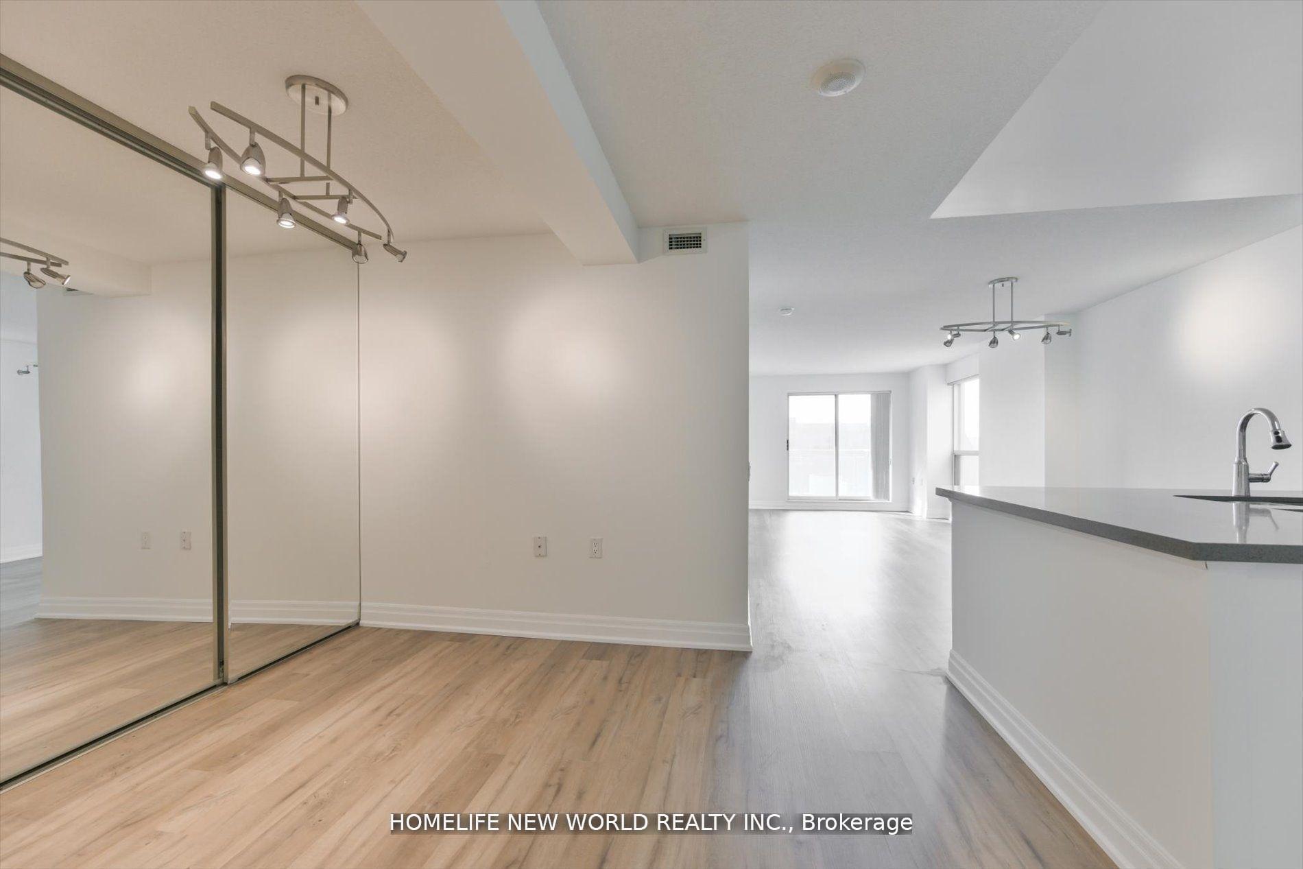 Photo 9 of Unit 607, 21 Hillcrest Avenue, North York, Willowdale East — HOMEH