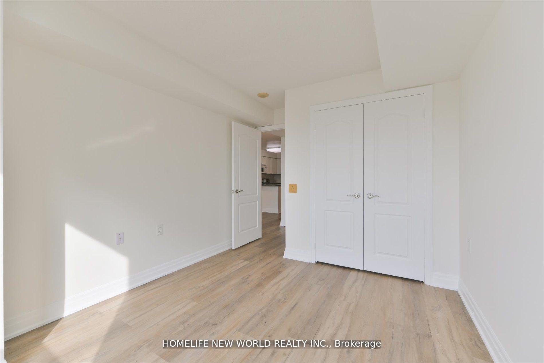 Photo 13 of Unit 607, 21 Hillcrest Avenue, North York, Willowdale East — HOMEH