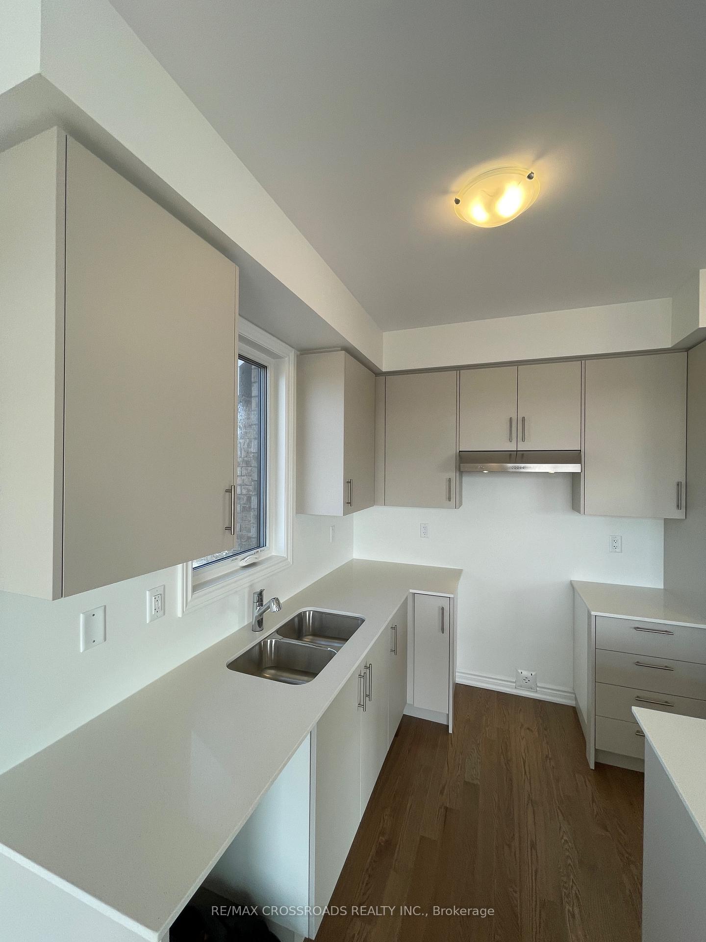 Photo 12 of 312 Madelaine Drive, Barrie, Painswick South — HOMEH