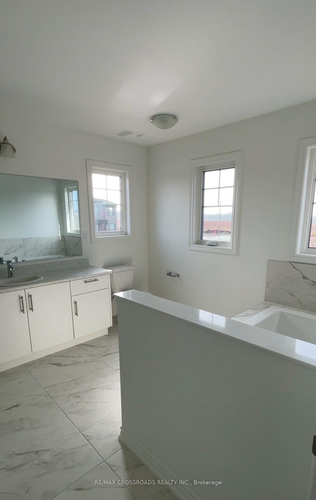 Photo 14 of 312 Madelaine Drive, Barrie, Painswick South — HOMEH