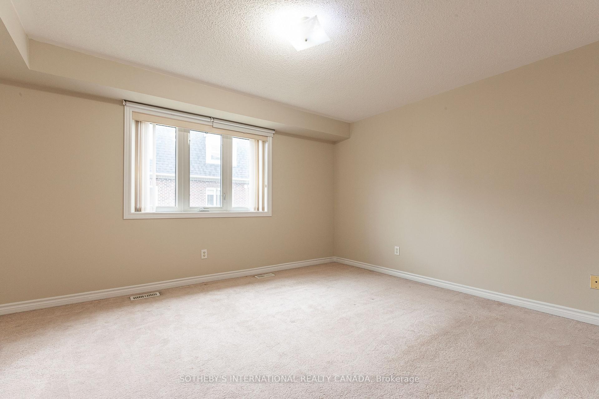 Photo 24 of 60 Routliffe Lane, North York, Newtonbrook West — HOMEH