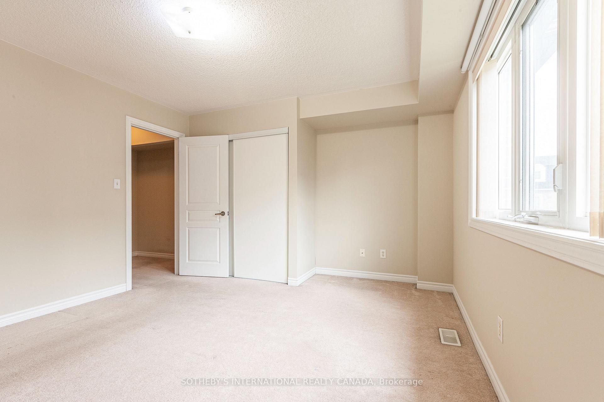 Photo 26 of 60 Routliffe Lane, North York, Newtonbrook West — HOMEH
