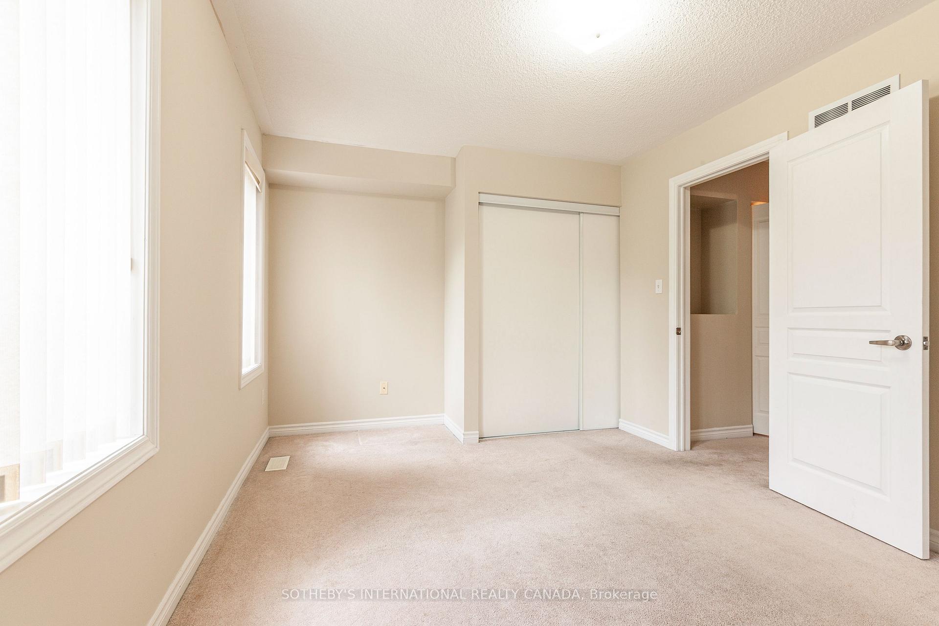 Photo 30 of 60 Routliffe Lane, North York, Newtonbrook West — HOMEH