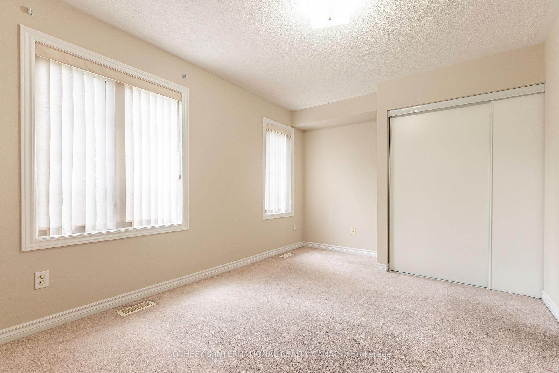 Photo 31 of 60 Routliffe Lane, North York, Newtonbrook West — HOMEH