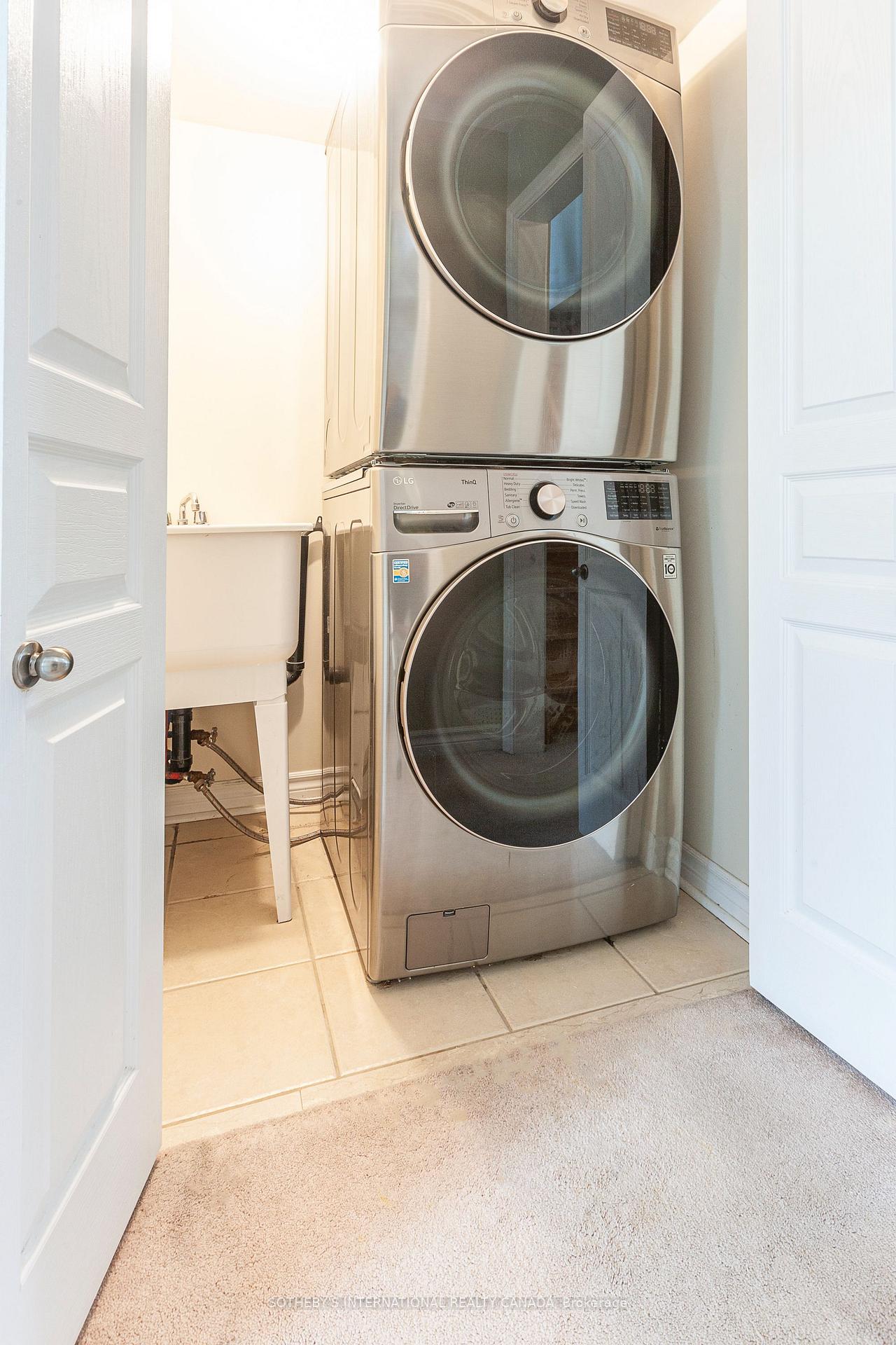 Photo 33 of 60 Routliffe Lane, North York, Newtonbrook West — HOMEH