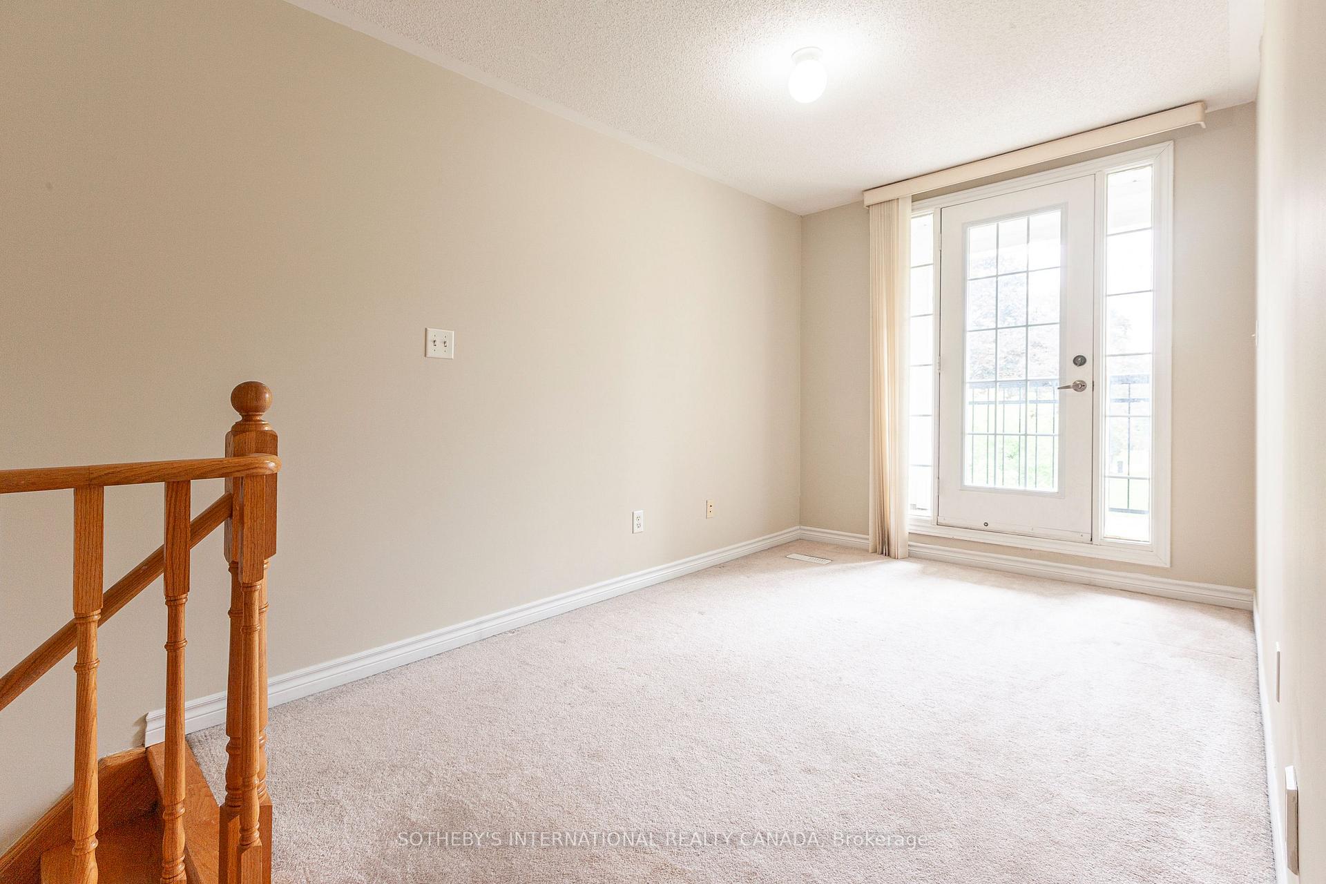 Photo 35 of 60 Routliffe Lane, North York, Newtonbrook West — HOMEH