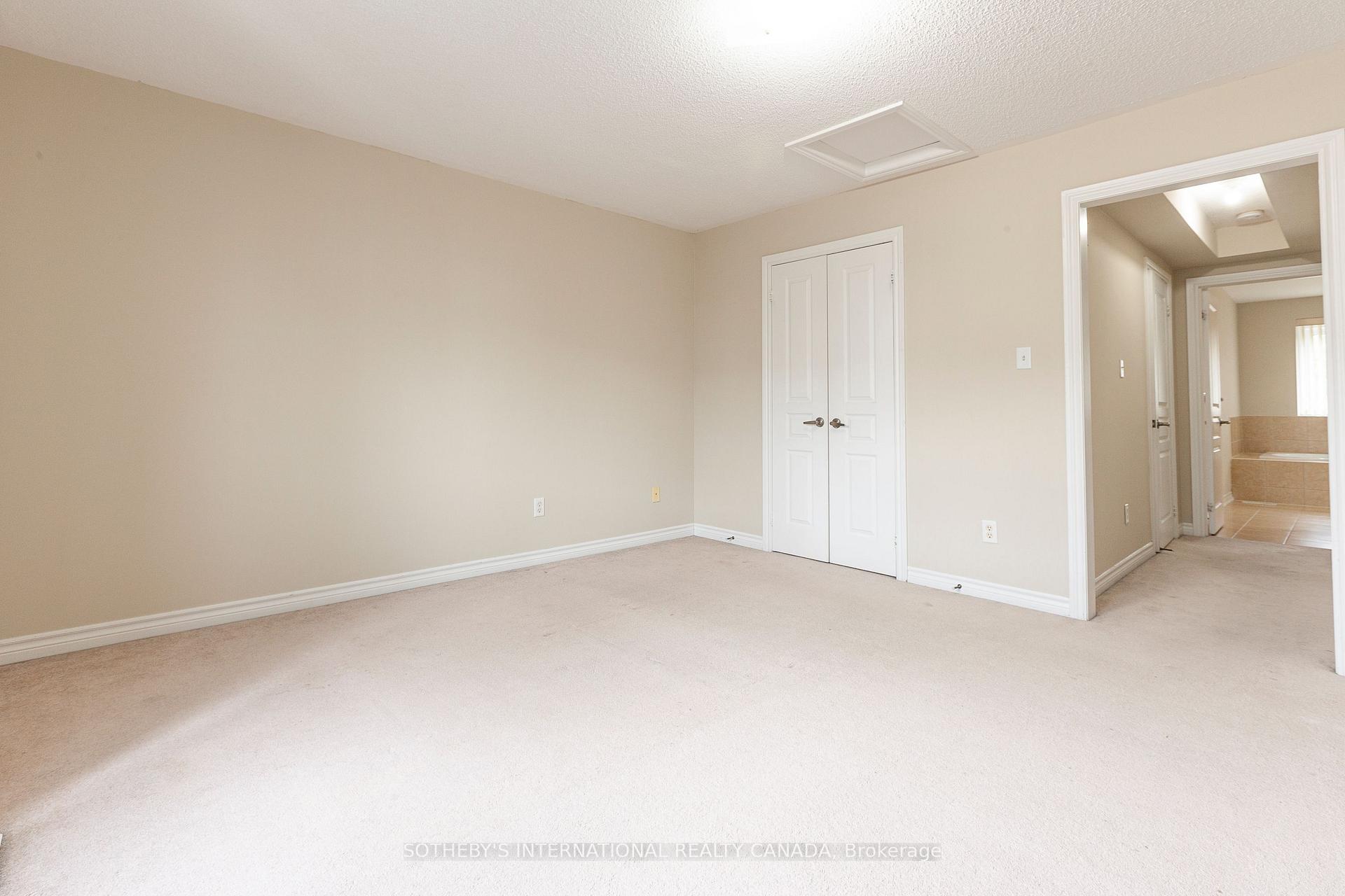 Photo 42 of 60 Routliffe Lane, North York, Newtonbrook West — HOMEH