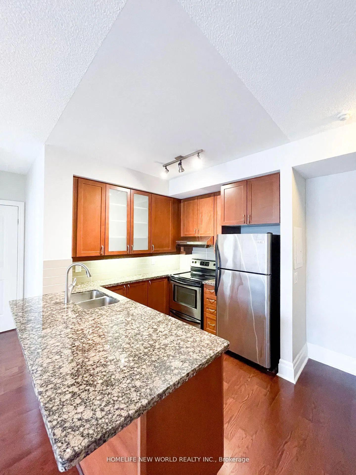 Photo 2 of Unit 404, 21 Upper Duke Crescent, Markham, Unionville — HOMEH