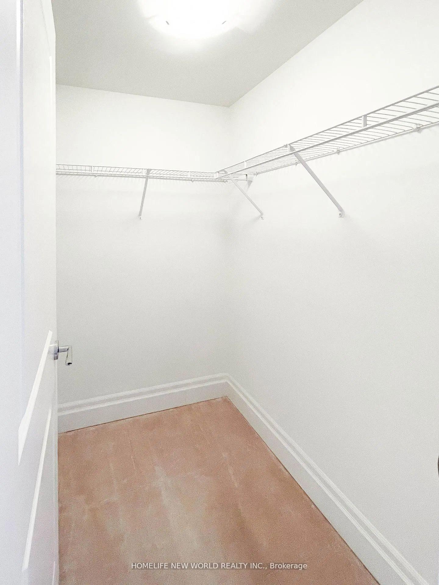 Photo 11 of Unit 404, 21 Upper Duke Crescent, Markham, Unionville — HOMEH