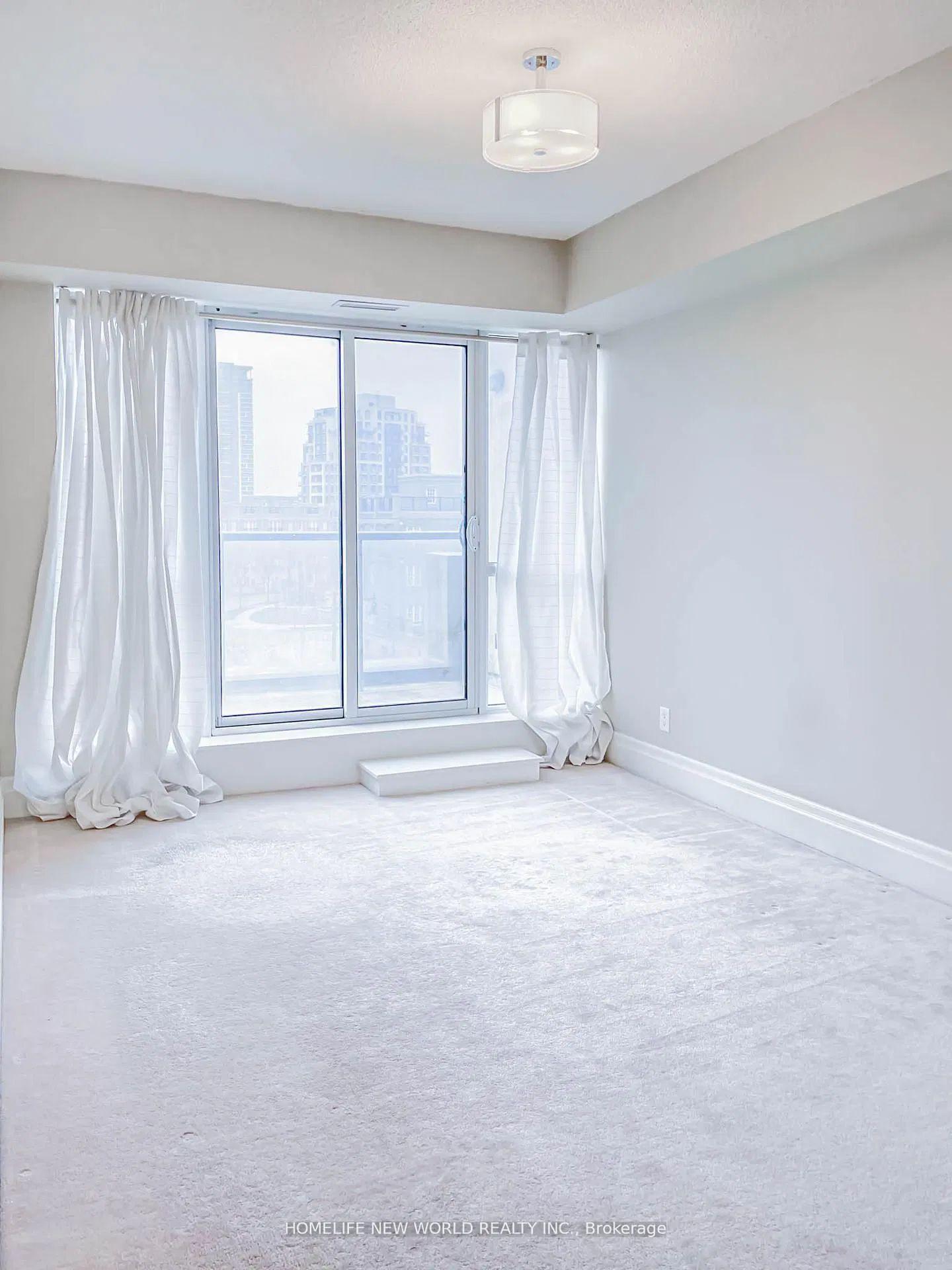 Photo 12 of Unit 404, 21 Upper Duke Crescent, Markham, Unionville — HOMEH