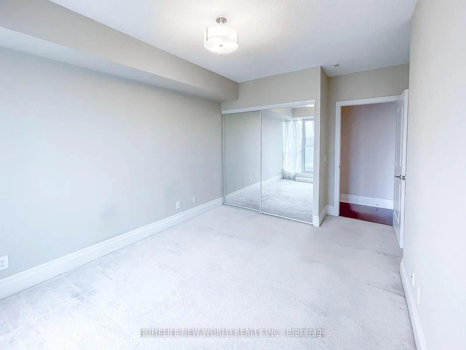 Photo 13 of Unit 404, 21 Upper Duke Crescent, Markham, Unionville — HOMEH