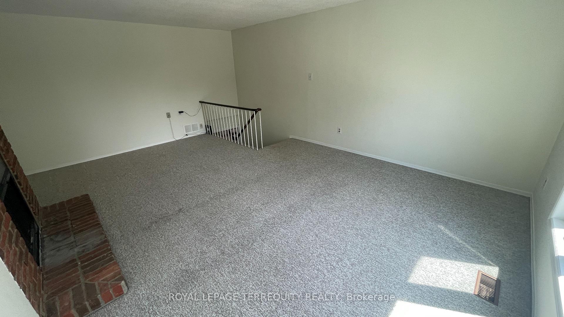 Photo 6 of 3151 Bracknell Crescent, Mississauga, Meadowvale — HOMEH
