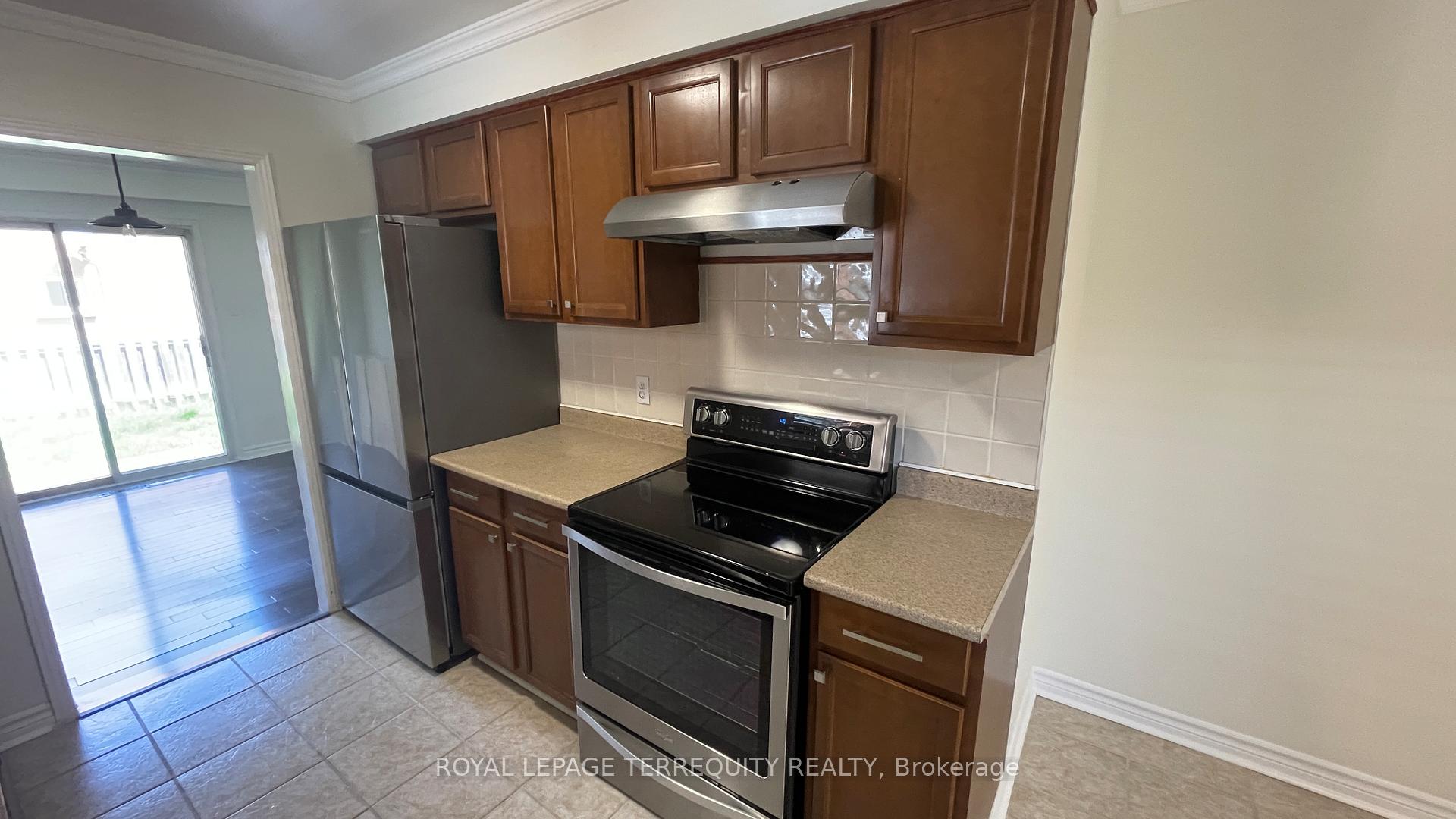 Photo 8 of 3151 Bracknell Crescent, Mississauga, Meadowvale — HOMEH