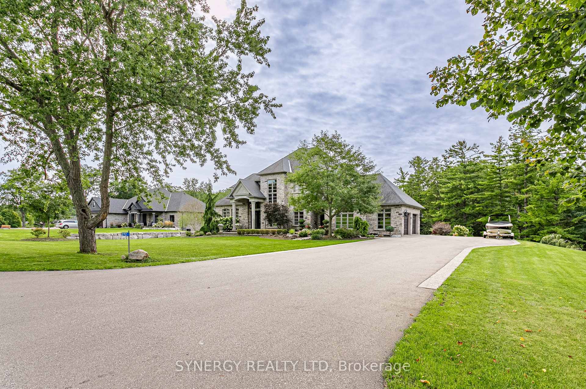 Photo 3 of 272 German School Road, Brant, Paris — HOMEH