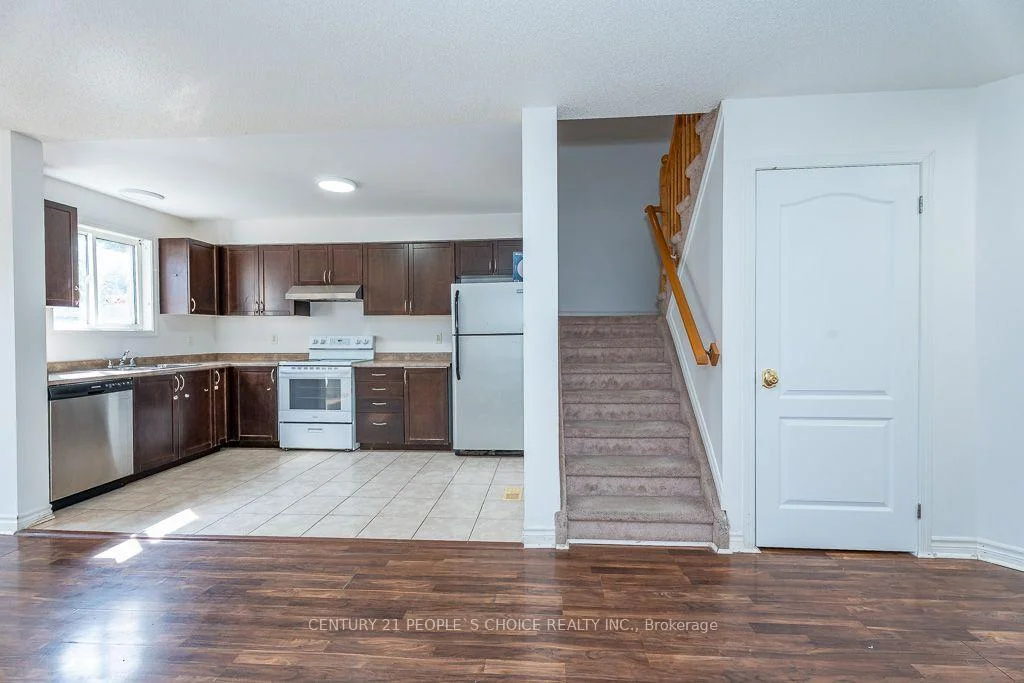 Photo 20 of 129 Sydenham Wells Square, Barrie, Georgian Drive — HOMEH