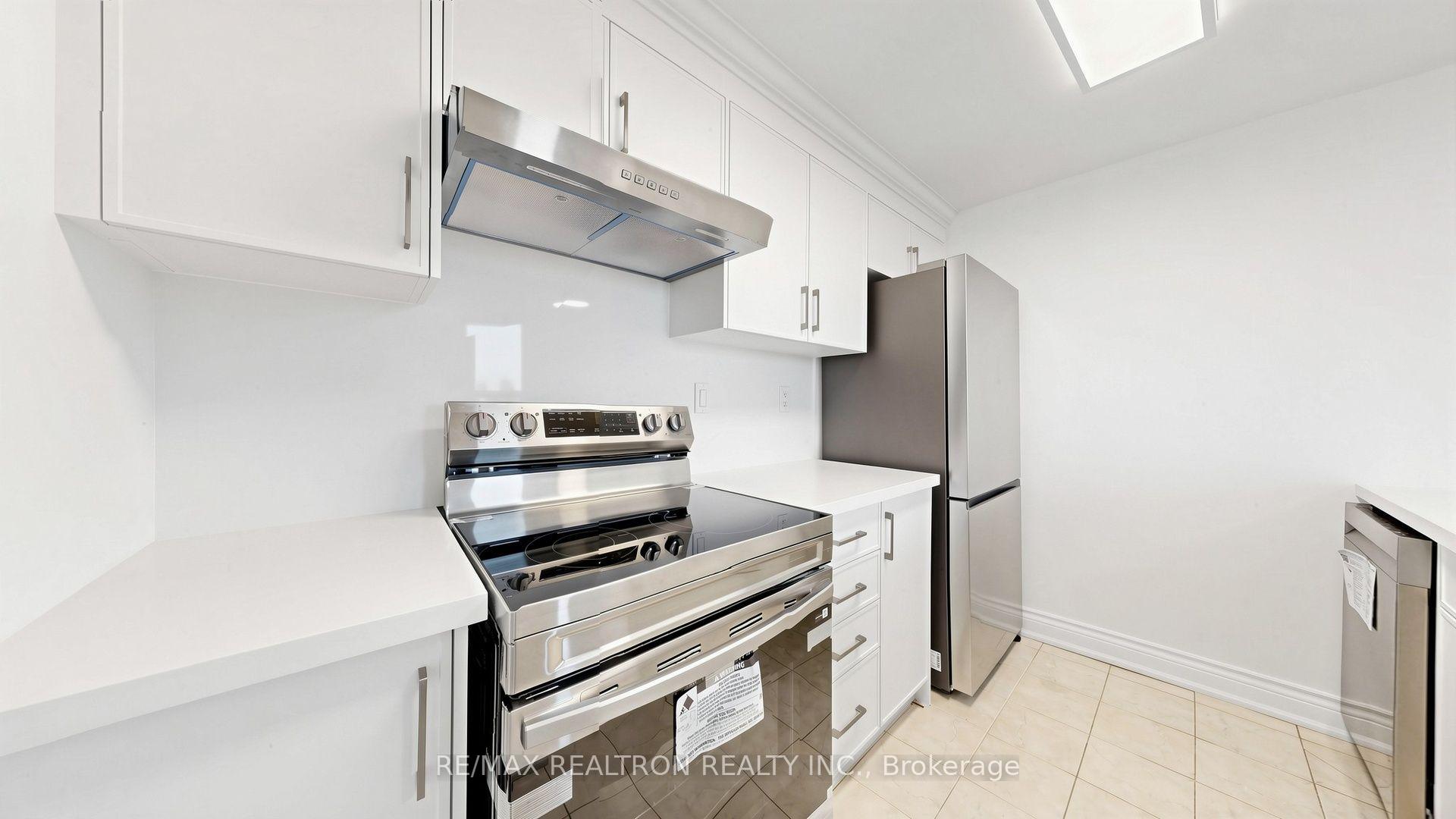Photo 24 of Unit 806, 456 College Street, Toronto, Palmerston-Little Italy — HOMEH