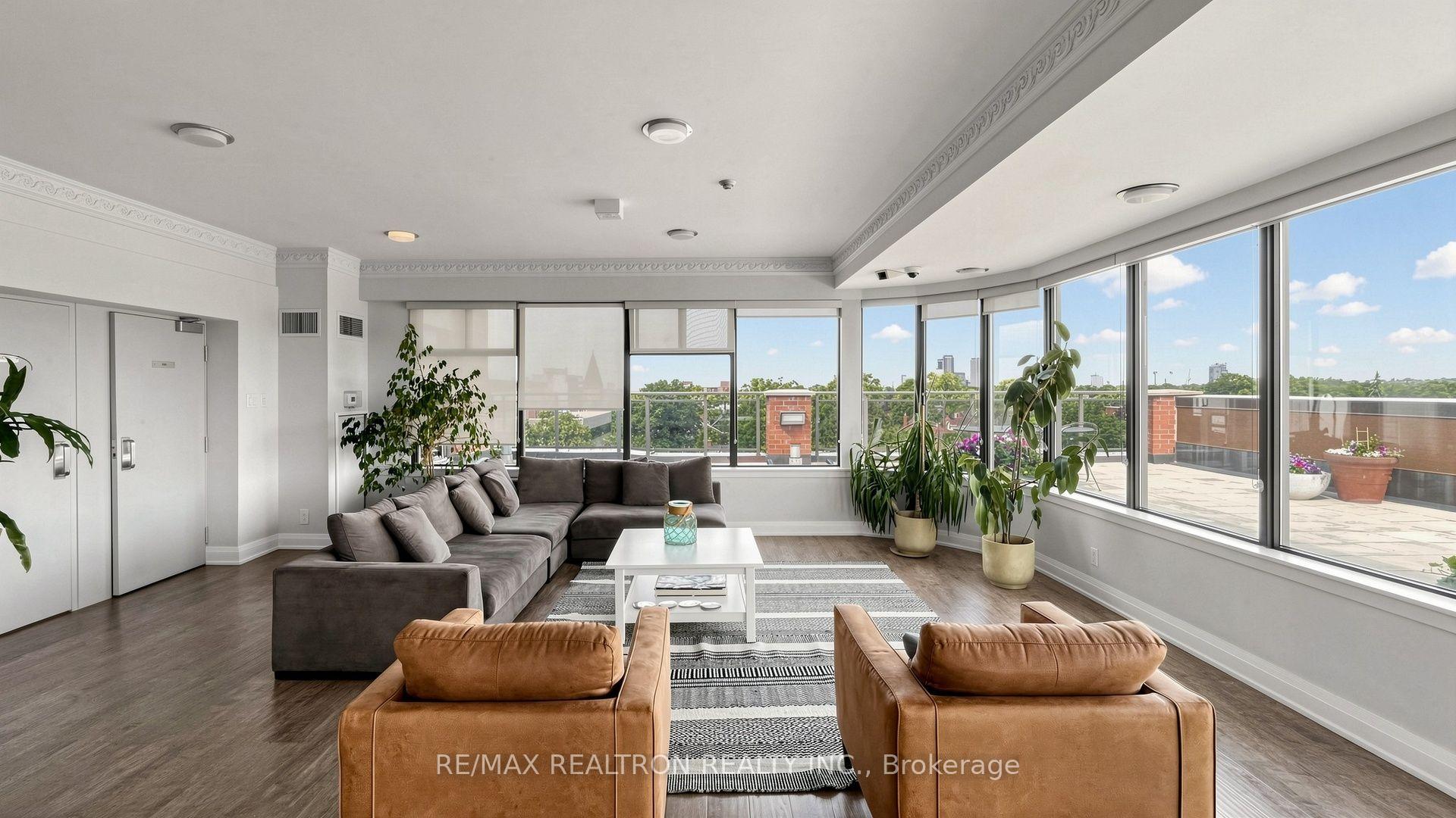 Photo 35 of Unit 806, 456 College Street, Toronto, Palmerston-Little Italy — HOMEH